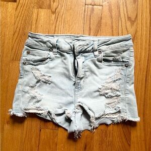 American Eagle distressed stretch denim ripped jeans size 4